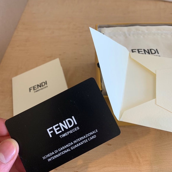 FENDI WATCH - Picture 3 of 9